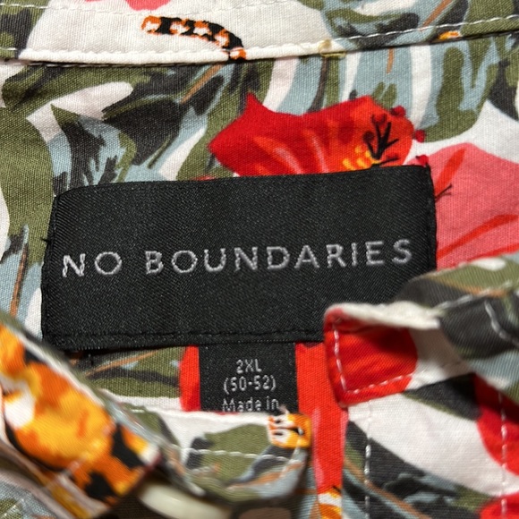 2X No Boundaries, Tiger & Hibiscus Collared Shirt - Picture 2 of 4